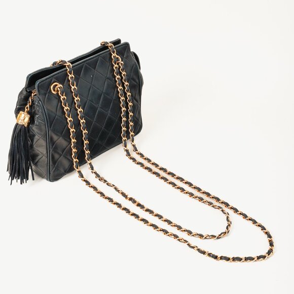 Chanel Vintage Quilted Leather Fringe-Tassel Shoulder Bag - Picture 6 of 11